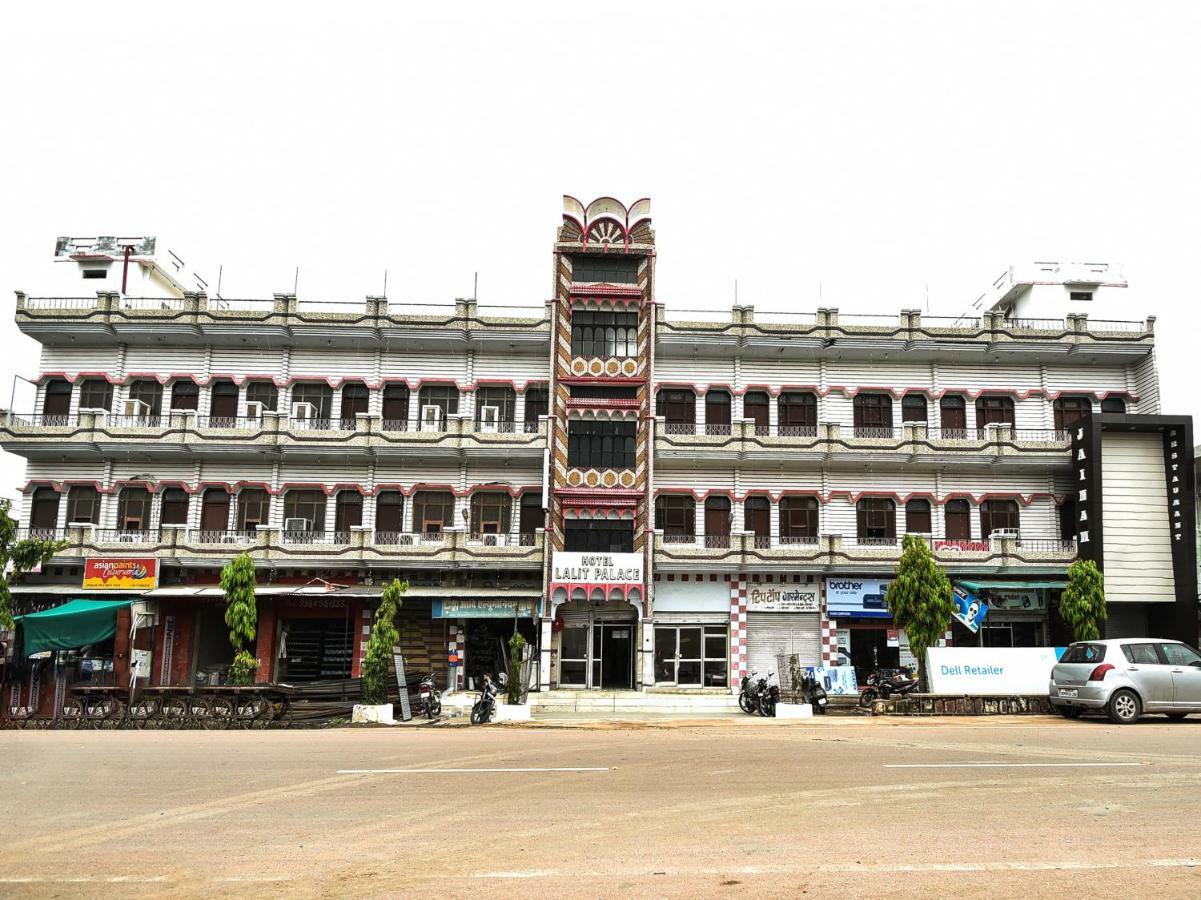 Hotel Lalit Palace Babina Zewnętrze zdjęcie