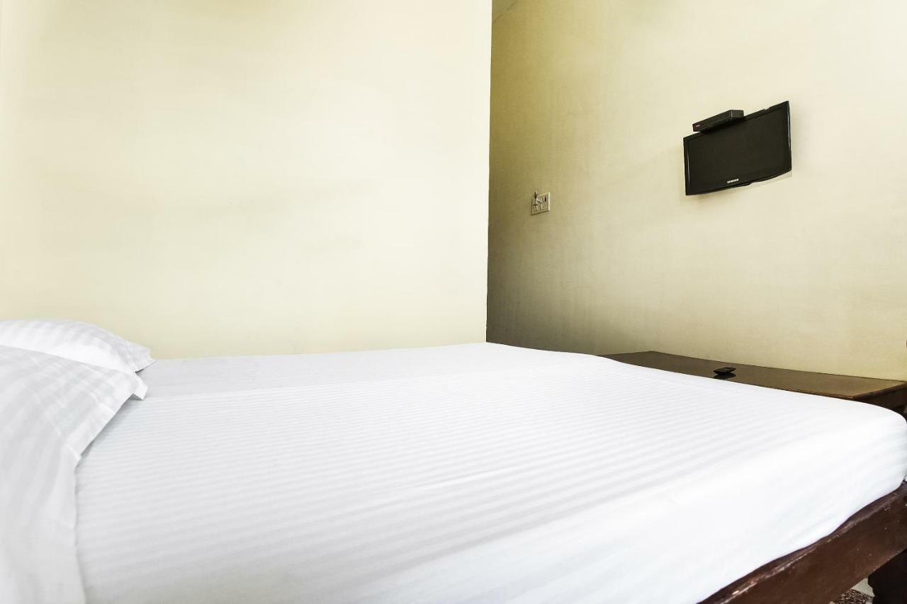Hotel Lalit Palace Babina Zewnętrze zdjęcie