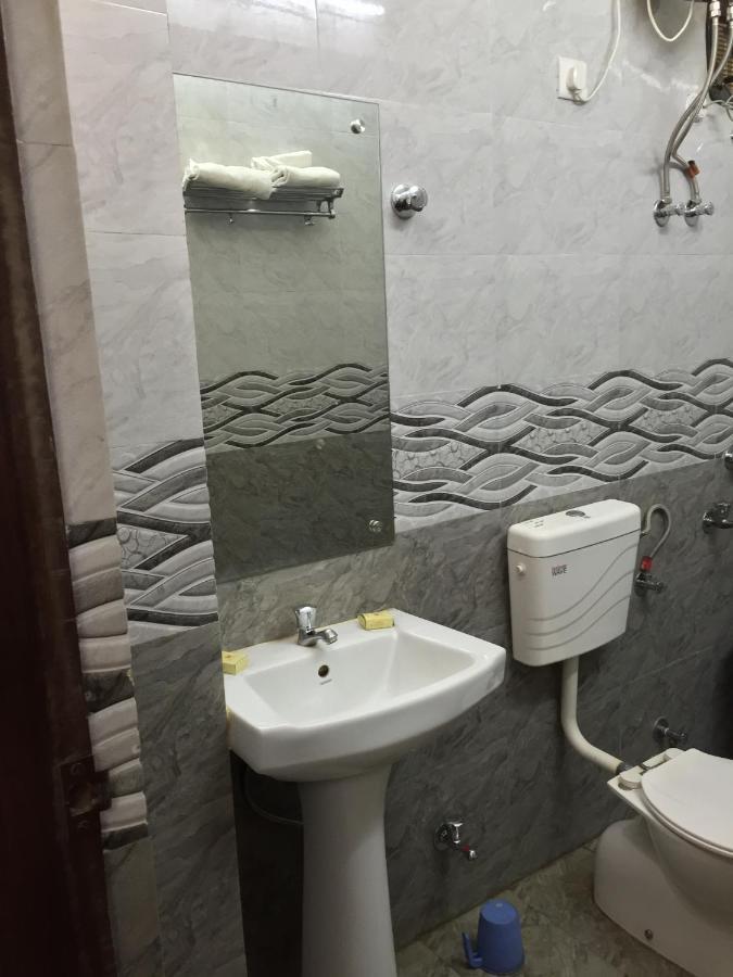Hotel Lalit Palace Babina Zewnętrze zdjęcie